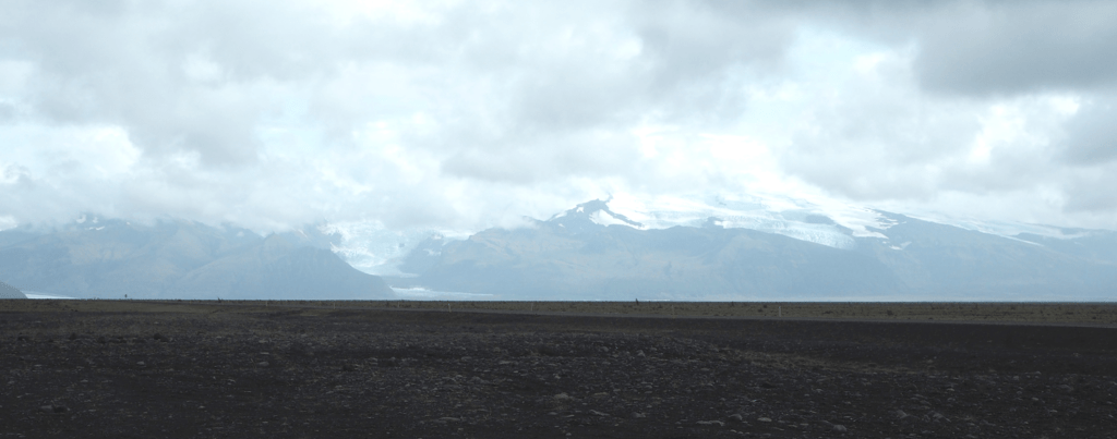 gletscher valley - Vatnajökull National Park - Island Roadtrip